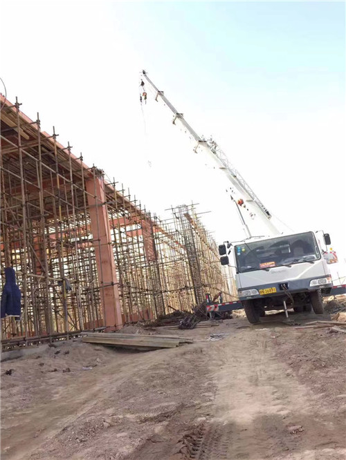 湘西吊车作业的安全注意事项有哪些？